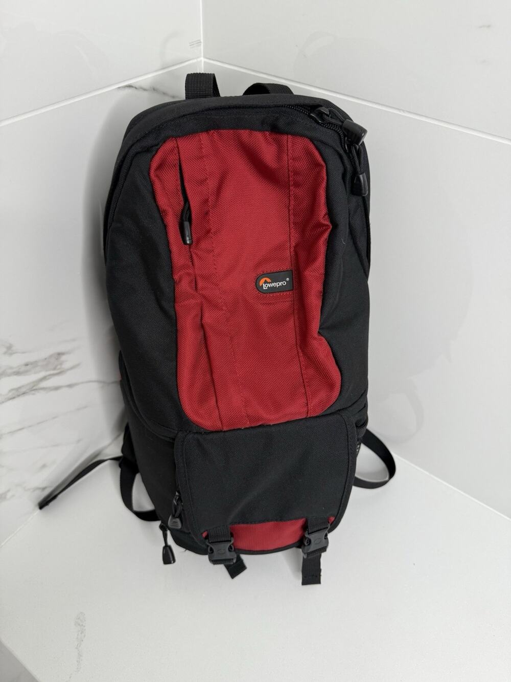 Lowepro Fastpack 100 Camera Bag Travel Photography EUC